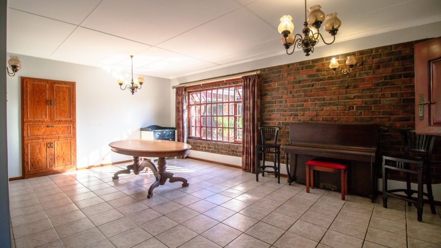 4 Bedroom Property for Sale in Dorchester Heights Eastern Cape